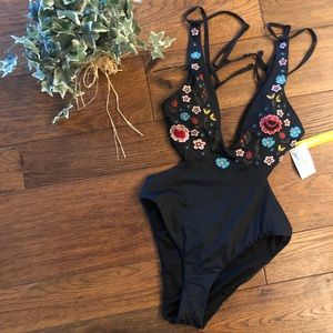 🌟SALE🌟Embroidered Plunge Cut-Out One-Piece